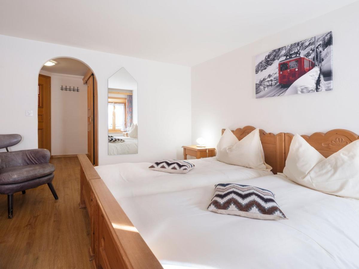 Hotel De Commune غشتاد المظهر الخارجي الصورة
